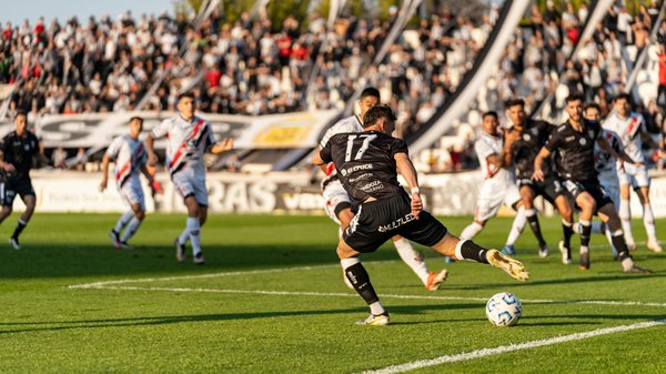 Les meilleurs tapis d'entraînement pour golfer à la maison cet hiver